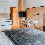 Oasis Of Energy - Modern With Terrace & Free Parking Apartmán *