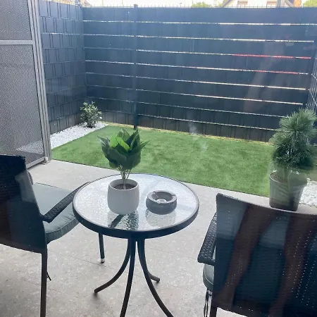 Oasis Of Energy - Modern With Terrace & Free Parking Апартаменты
